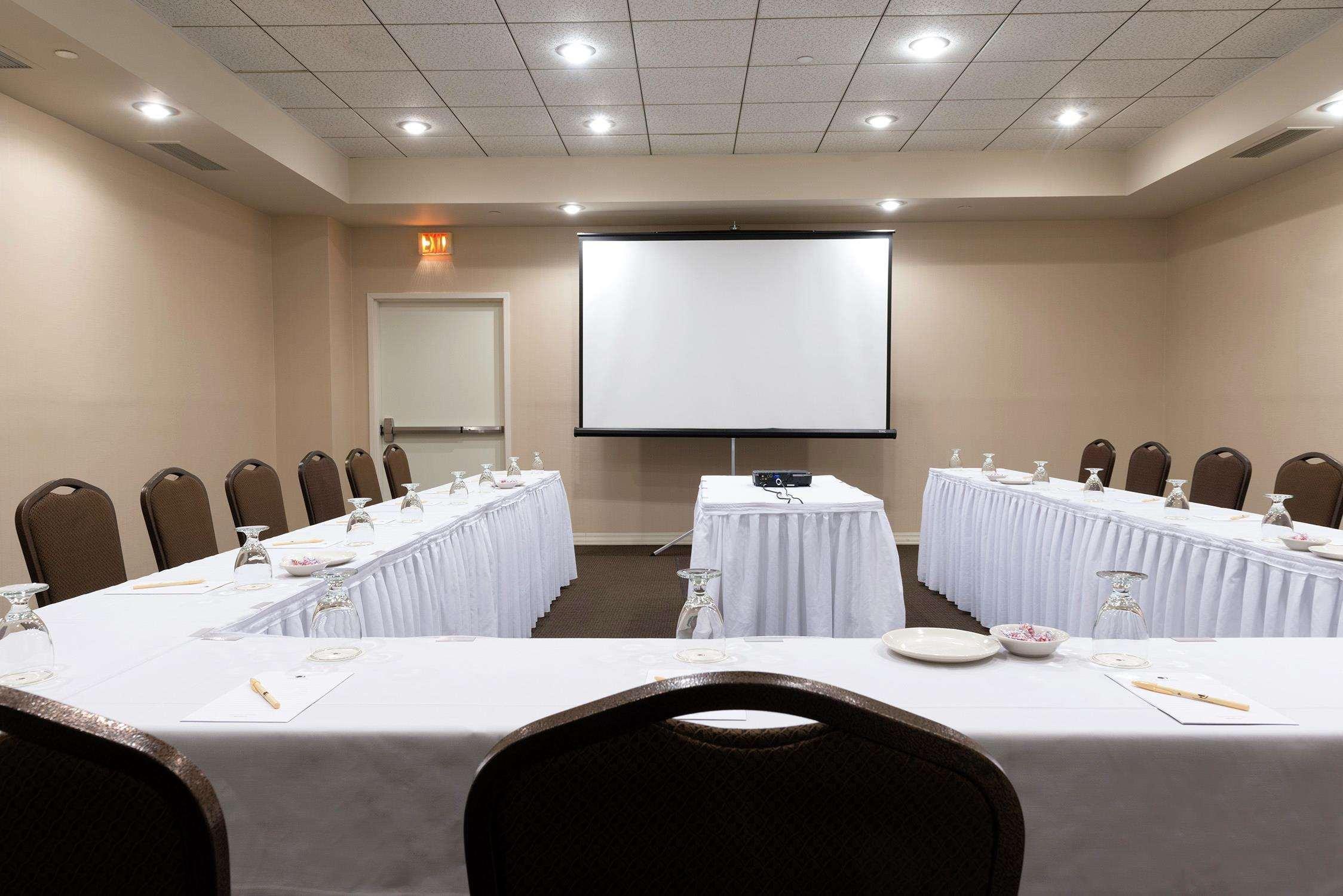 Hotel Doubletree By Hilton Binghamton Exterior foto