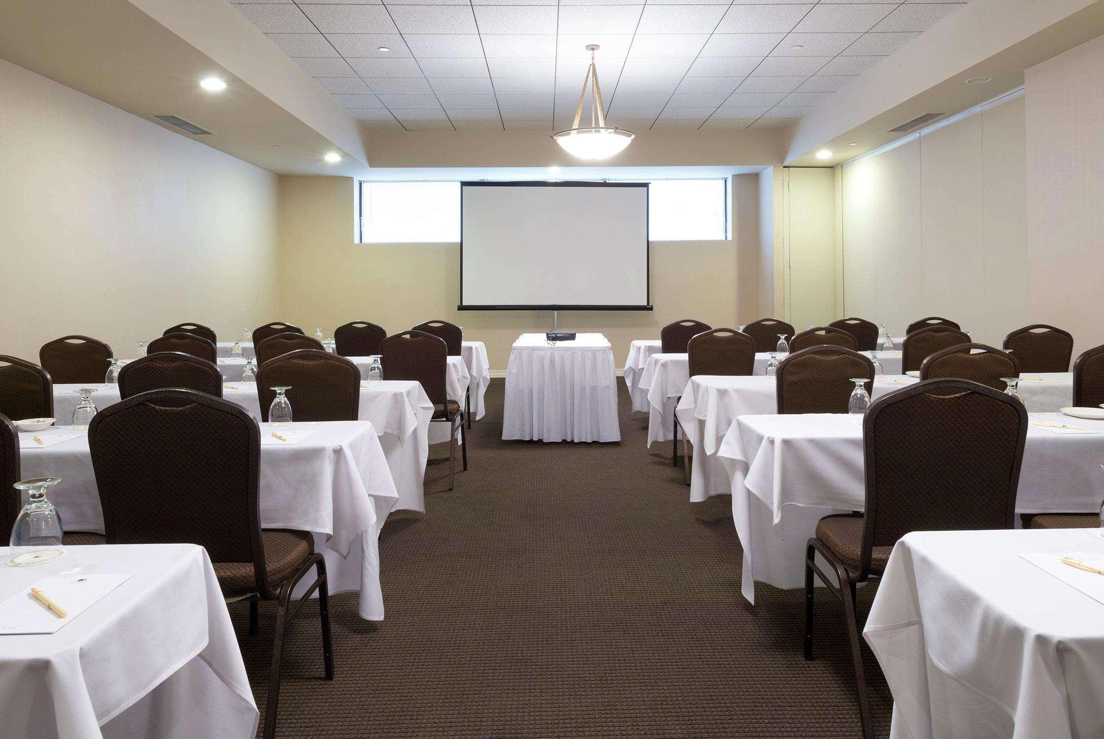 Hotel Doubletree By Hilton Binghamton Exterior foto