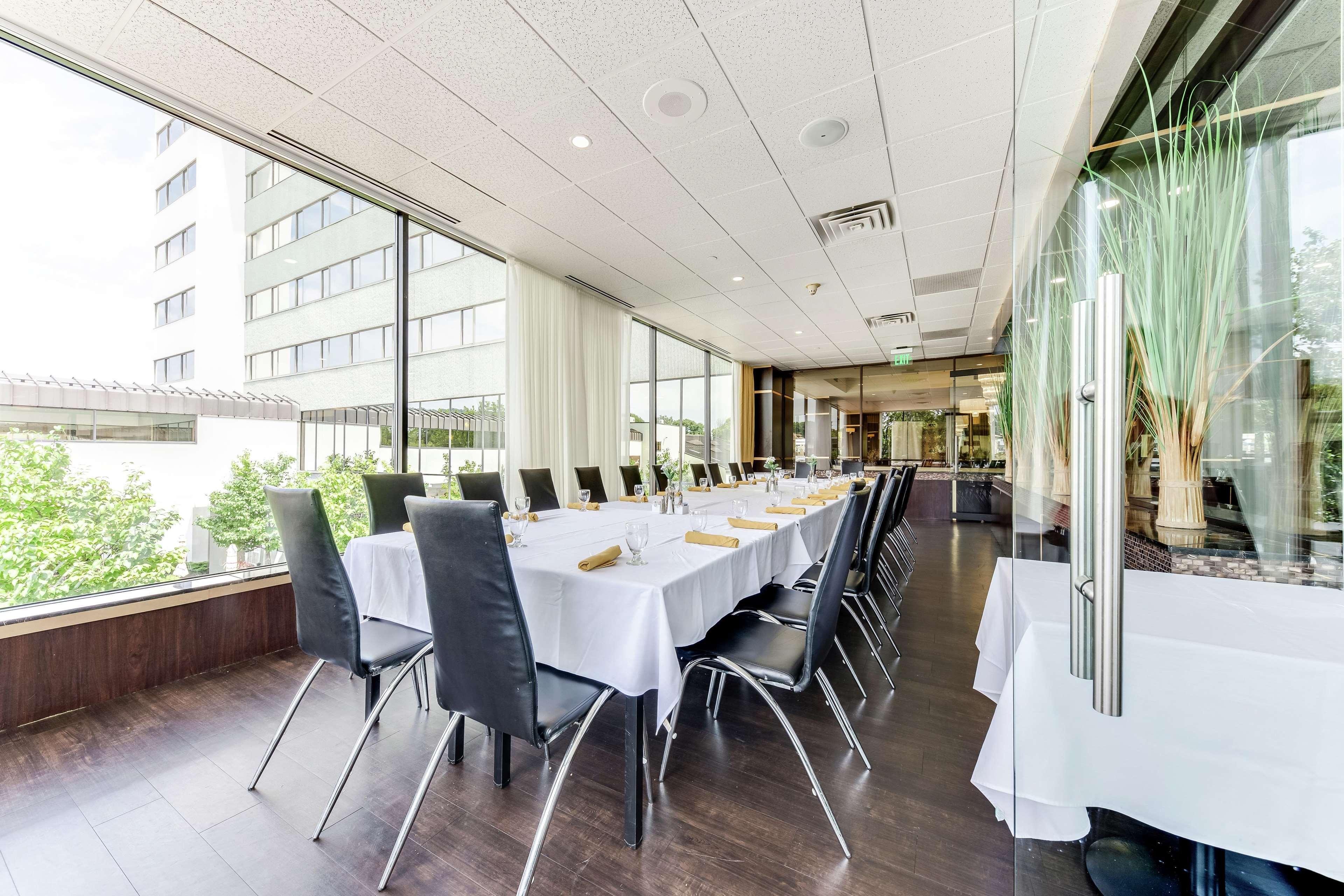 Hotel Doubletree By Hilton Binghamton Exterior foto
